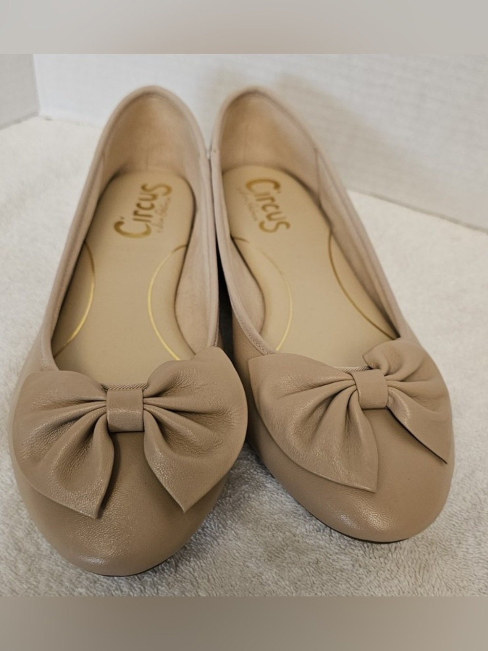 Circus by Sam Edelman Nude Taupe Bow Flats sz 7.5 NEW